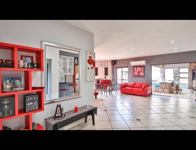 4 BEDROOM HOUSE FOR SALE IN ZAMBEZI COUNTRY ESTATE